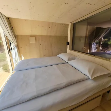 Glamp Camp Danica بوينج
